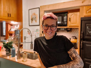 Meet your Posher, Magda